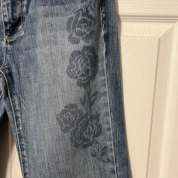 Women’s White House Black Market Blane Jeans - Picture 3 of 3